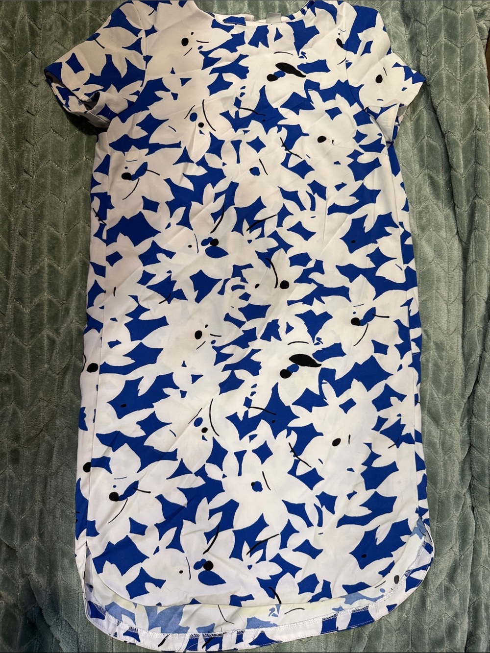 H&M Blue & White Floral Shift Dress
